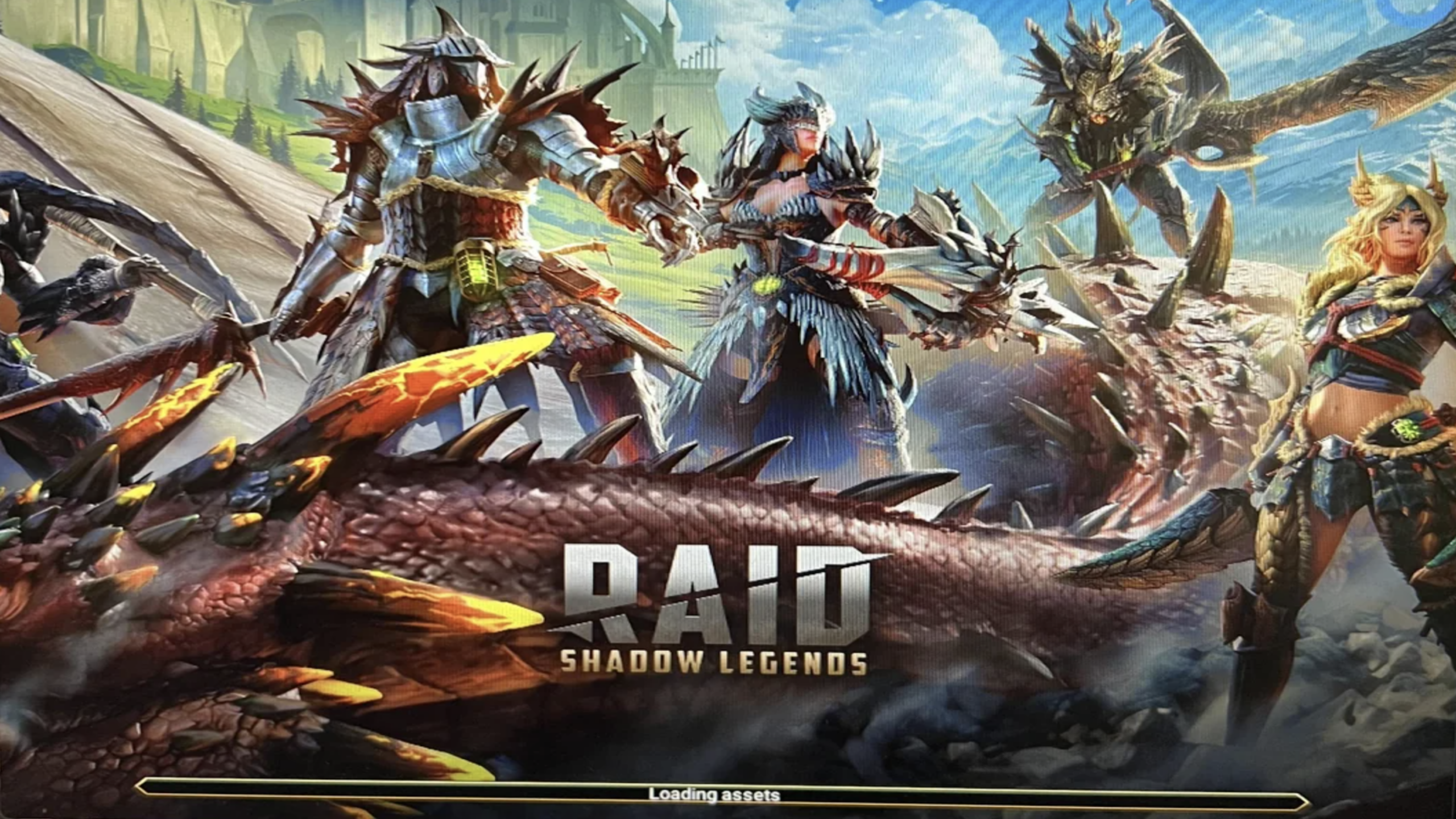 Raid Shadow Legends gameplay showing character selection and battle screen