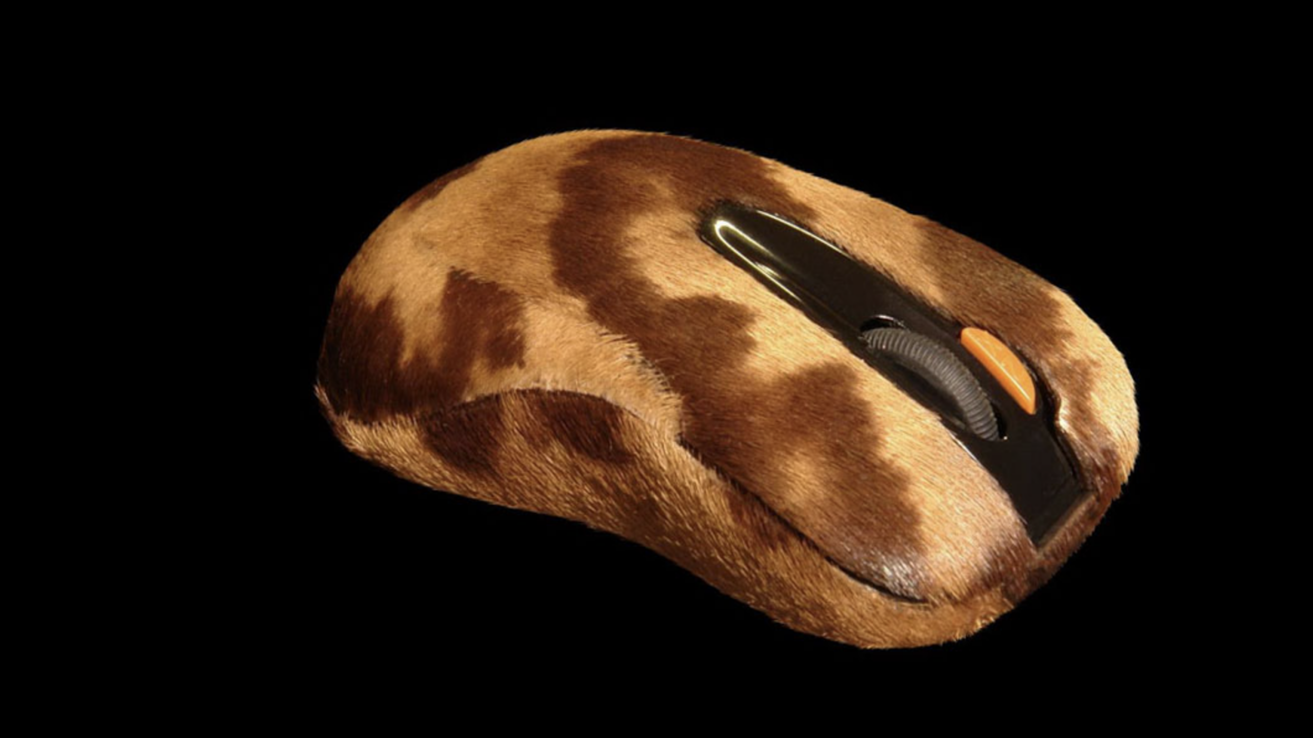 Luxurious pony fur leopard gaming mouse MJ edition