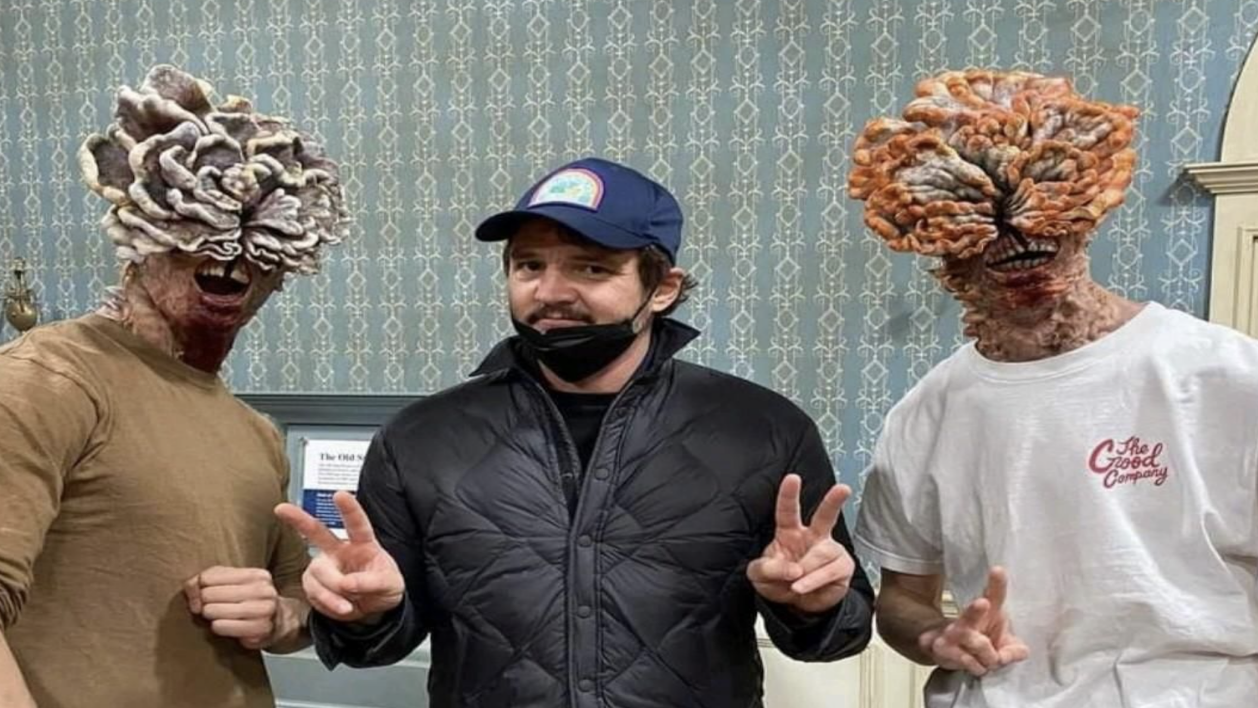 18 Behind the Scenes Photos That Completely Change Video Game TV Shows